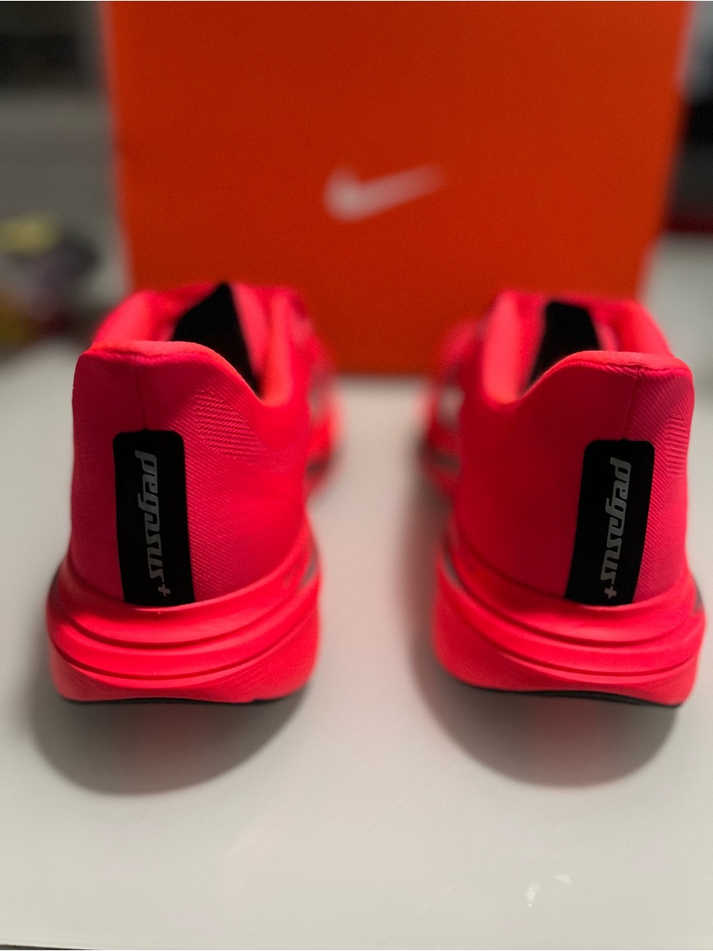 Nike Women's Pegasus Plus 2 Neon Pink Running Sneakers with Silver Swoosh - Picture 4 of 9